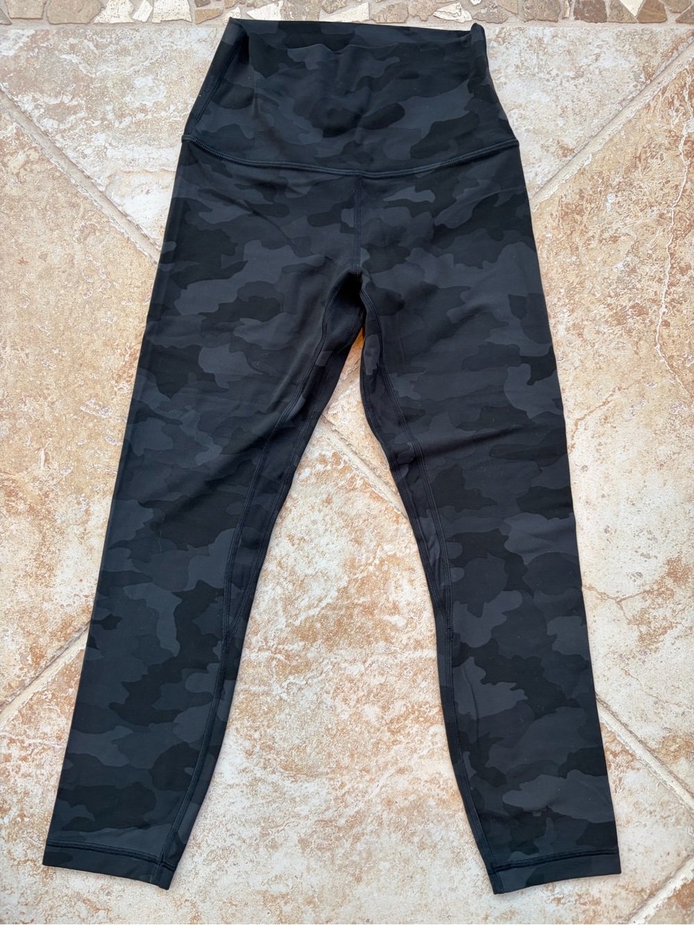 lululemon athletica Black Camo High-Rise Leggings 23” - size 4